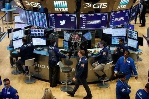 美股集体下挫，苹果市值一夜蒸发1363亿美元，是什么原因导致的？