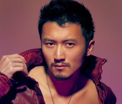 鲁豫问谢霆锋：跟王菲在一起的原因是什么，他的回答令人唏嘘，怎么说的呢？