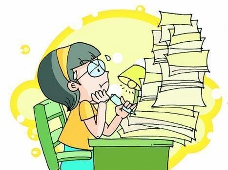 开学第一天班级大型补作业现场，现场究竟出现了怎样搞笑的一幕？