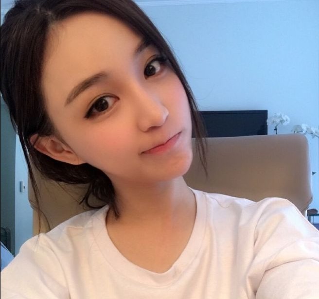 网红“雪梨”是王思聪的前女友“雪梨”吗？