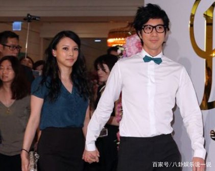 李靓蕾文笔很好，她真的是哥大硕士吗？