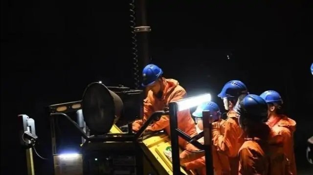 重庆永川煤矿事故已致18人遇难，导致被困人员致死的原因是什么？