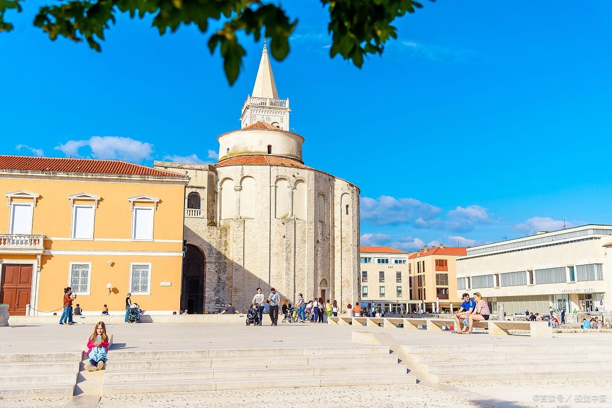 拜占庭艺术的特点是什么？