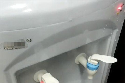新买的饮水机怎么清洗，简单一点的