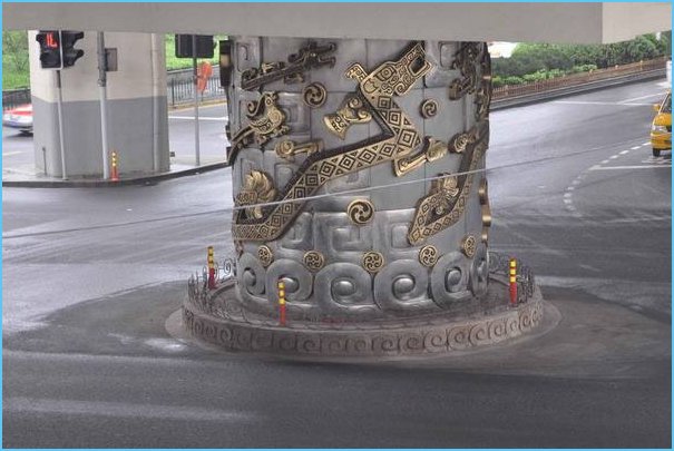 上海‘龙柱’是什么意思?