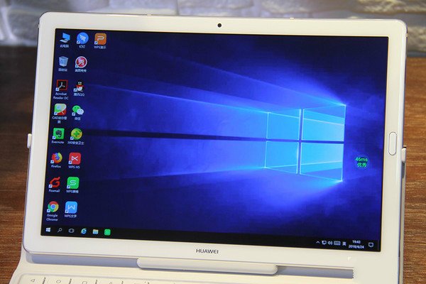 bug原指虫子，软件崩溃也叫bug，两者之间有什么关系吗？