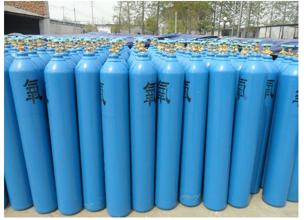 氧气瓶的阀门与氩气瓶的阀门是不是一样的？ 氧气瓶可以当氩气瓶用吗？