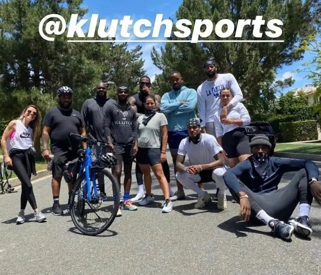 NBA复赛有了新进展，詹姆斯与浓眉一起在街头骑车，JR要来湖人？