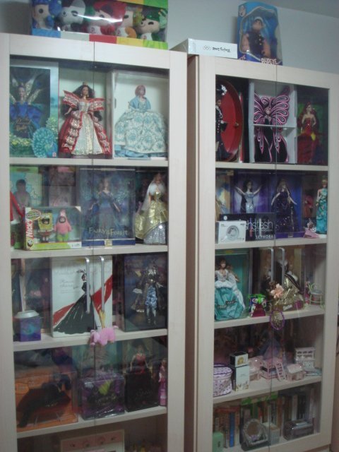 “珍藏版芭比娃娃巡回展”中的那些芭比娃娃哪里有卖的