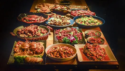 玉盘珍馐是啥意思