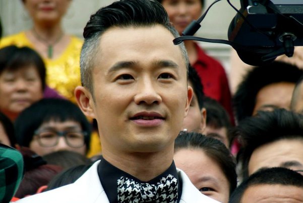 东方卫视主持人集体翻车，发生了什么？涉及到了哪些主持人？