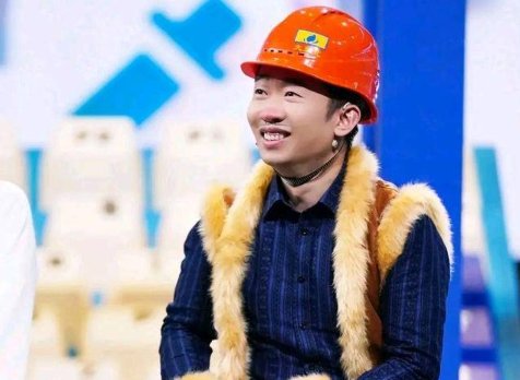 吴彤晒和杨迪12年前合影，为什么说两人是大学同学？