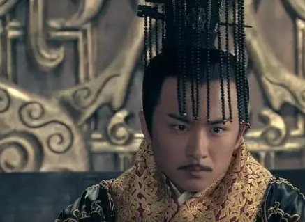 刘盈是谁的儿子呢？