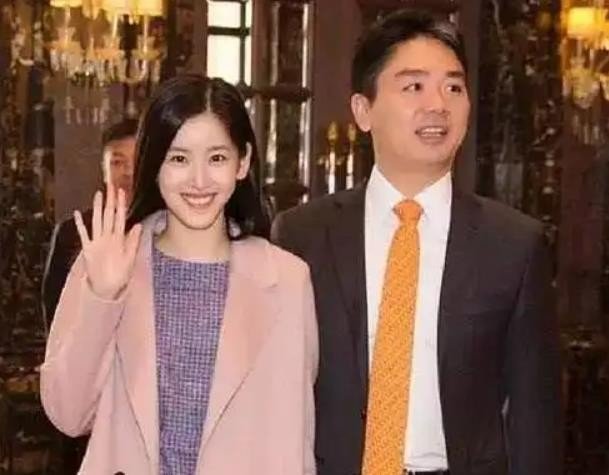 刘强东出轨,为什么章天泽没有选择离婚?