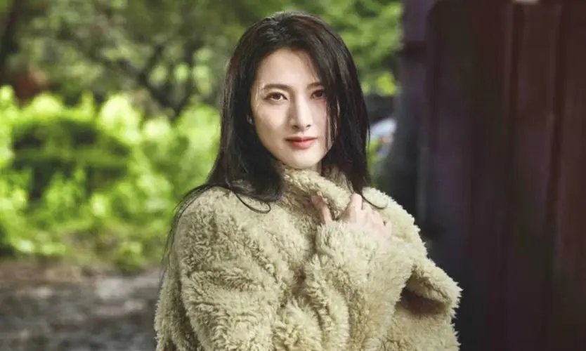《人世间》中的曾珊是个什么样的角色?
