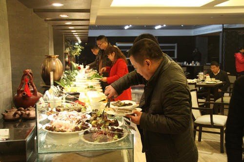 郭德纲的“德云社郭家菜”为什么开不下去?