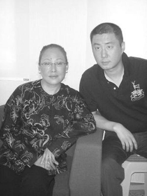 斯琴高娃和儿子关系如何？
